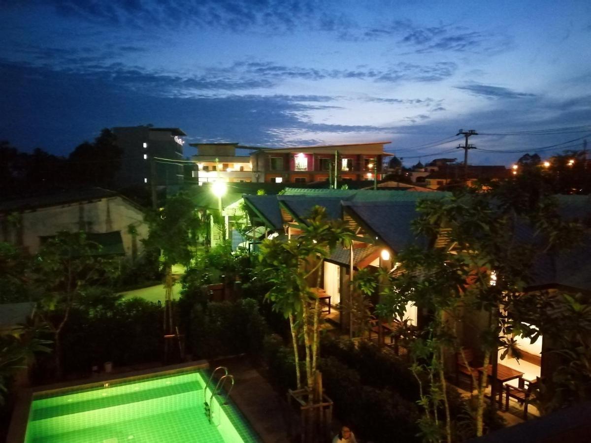 Jr Place Klong Muang Beach Exterior photo