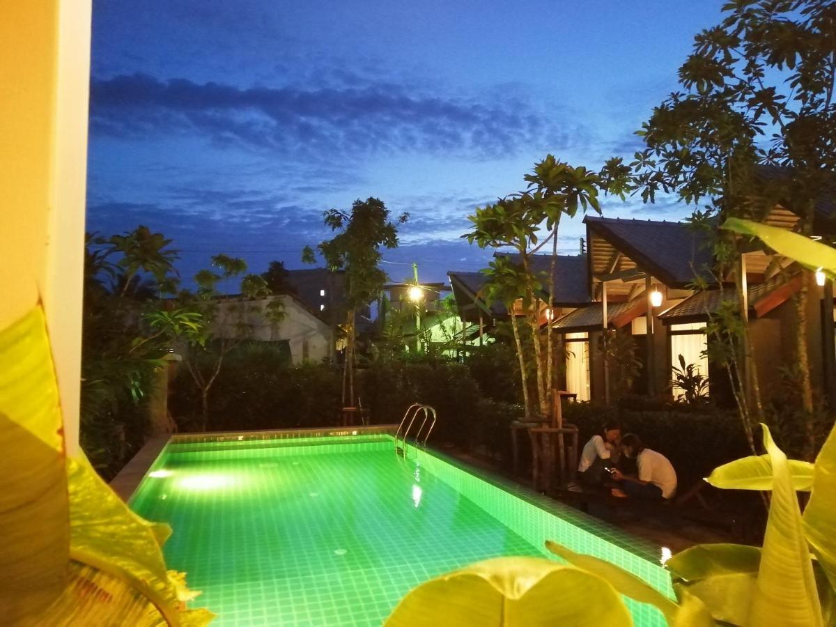 Jr Place Klong Muang Beach Exterior photo