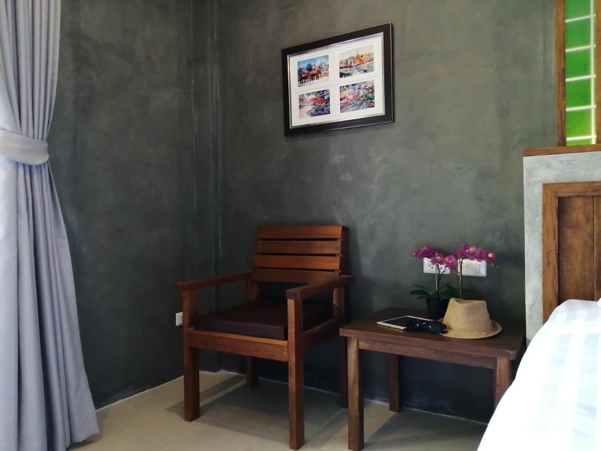 Jr Place Klong Muang Beach Exterior photo