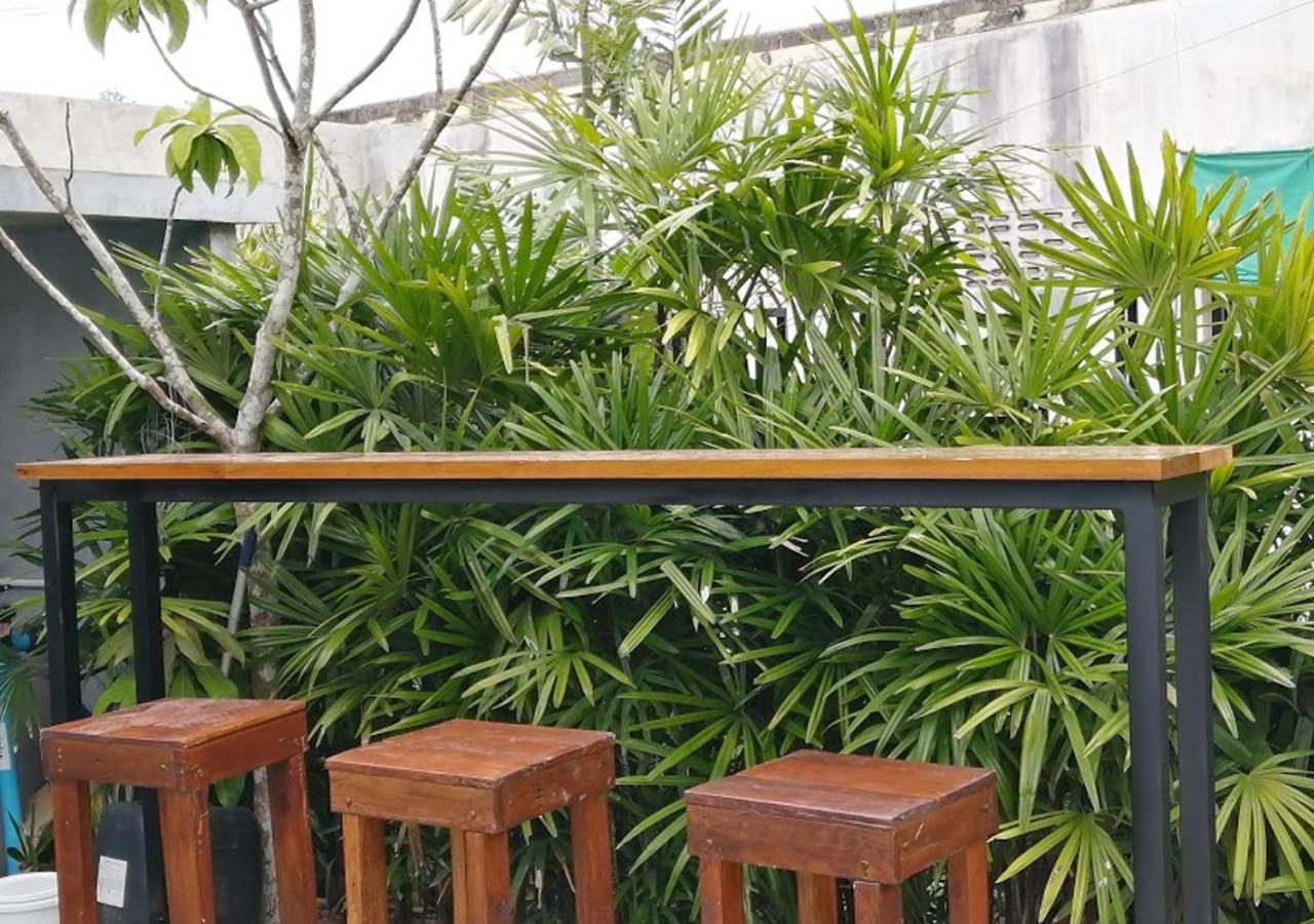 Jr Place Klong Muang Beach Exterior photo