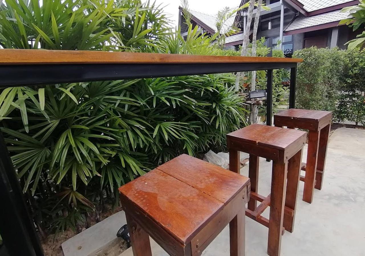 Jr Place Klong Muang Beach Exterior photo